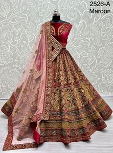 Navratri Collection Nueva Variedad Elegancia Vestidor Tendencia Terciopelo lehenga Choli Con Blusa Con Bordado Trabajo A Precio Barato - Product Image 2
