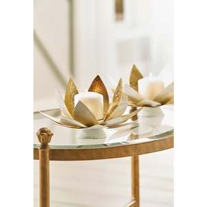 ที่วางเทียนรูปดอกบัวทำจากเหล็ก สำหรับใช้ในร่มและกลางแจ้ง เหมาะสำหรับตกแต่งบ้าน โรงแรม สำนักงาน งานแต่งงาน และงานปาร์ตี้ - Product Image 3