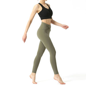 Ensembles de yoga légers pour femmes les plus vendus avec logo personnalisé nouveau design et motif solide au prix de gros ensembles de fitness en vente - Product Image 3