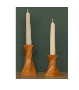 Juego de alta calidad de 2 candelabros de madera Decoración única para el hogar para cualquier estilo Durable y fácil de limpiar - Product Image 6