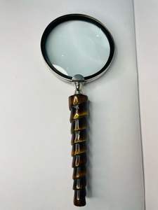 Loupe de créateur en résine antique faite à la main avec un design torsadé unique Artisanat en métal Loupe en résine faite à la main - Product Image 3