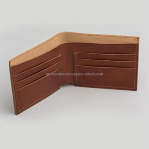 กระเป๋าสตางค์หนังผู้ชายสีน้ำตาลและสีแทนแบบกำหนดเอง เย็บอย่างทนทาน มีช่องใส่บัตร 6 ช่อง ช่องใส่ธนบัตร และระบบป้องกันการโจรกรรม RFID - Product Image 6