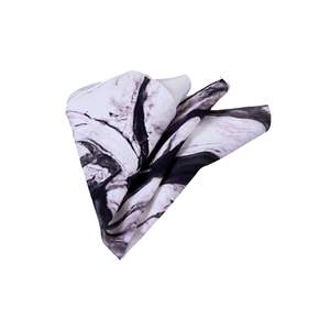 ผ้าพันคอผ้าฝ้ายพิมพ์ลายดิจิตอลแบบแอบสแตรกสีดำและสีขาว - Product Image 1