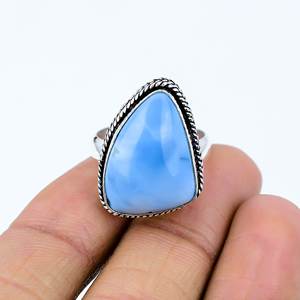 Anillo de Ópalo Owyhee Hecho a Mano, Ajustable, con Baño de Oro Rosa y Engaste de Bisel - Product Image 1