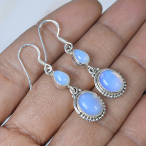 925โอปอลสีธรรมชาติน้ำนมเงินสเตอริงต่างหูแบบเกี่ยว1คู่หินก้อนใหญ่สำหรับเป็นของขวัญสำหรับเธอ - Product Image 1