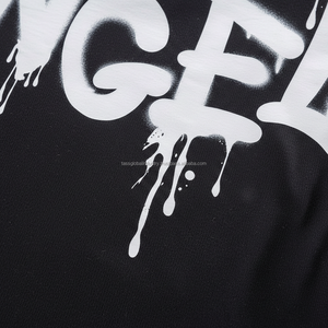 Camiseta de algodón oversize blanca para hombre con diseño de fuente de graffiti de pintura en aerosol y efecto goteo, estilo streetwear, con logo personalizado OEM - Edición Los Ángeles - Product Image 5