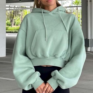 Logo personnalisé femme sweats à capuche courts femmes coton crop top sweat à capuche top vente grande taille OEM conception crop top sweats à capuche - Product Image 2