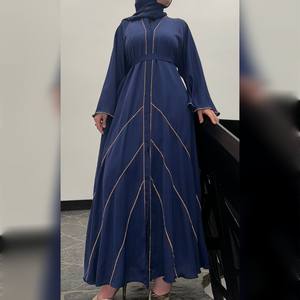 Abaya longue en soie de luxe, design diamant, anti-rides, faite à la main, avec hijab gratuit, vêtements islamiques élégants sur mesure pour adultes - Product Image 1