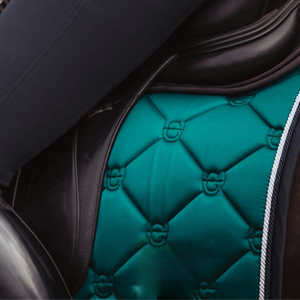 Tapis de selle Conception durable professionnelle pour le confort et la performance du cheval Tapis de selle anglais Tissu doux et respirant matelassé - Product Image 3