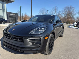 Porsche Macan GTS 2024 Usado, Certificado, Poco Uso, 4 Puertas, SUV - Product Image 3