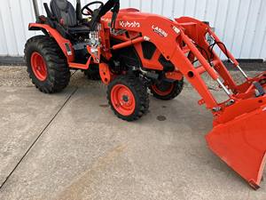 Tracteur à roues Kubota LX3310HSD 2020, 22 CV, pour les exploitations agricoles, avec moteur, roulement, pompe à engrenages, boîte de vitesses, composants principaux - Product Image 3