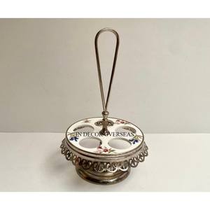 Modèle à la mode arrivée Unique élégant concepteur robuste métal oeuf support de stockage fournitures pour la maison et l'hôtel cuisine utilisation - Product Image 5