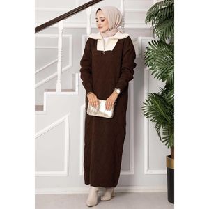 Robe en tricot ornée de diamants Marron - Product Image 2