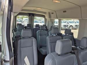 FORD TRANSIT PASSENGER 350 XL 2019 USADO EN EXCELENTES CONDICIONES, Volante a la Izquierda/Derecha, Techo Mediano, Distancia Entre Ejes Larga, Tracción Trasera, con Puerta Corredera Lateral del Pasajero - Product Image 5