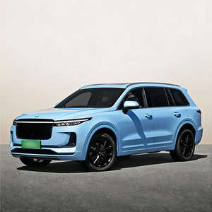 SUV hybride à autonomie étendue d'occasion 2023 2024, autonomie NEDC de 401 à 500 km, moteur de 150 à 200 kW, couple de 100 à 200 Nm, batterie de 110 kWh, automatique - Product Image 2