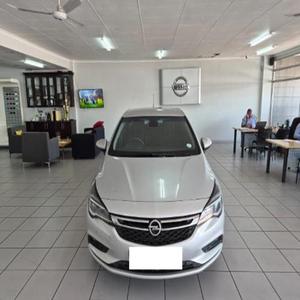 OPEL ASTRA 2018 D'OCCASION CÔTÉ GAUCHE/CÔTÉ DROIT - Product Image 1