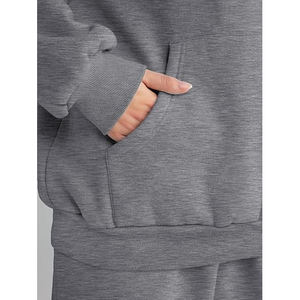 Ensemble de survêtement à la mode pour femmes | Sweat à capuche surdimensionné avec pantalon | Logo personnalisé Vente en gros Fabricant de vêtements de sport et de rue - Product Image 6