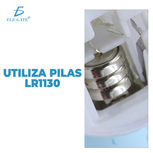 Set Moderno di 6 Globi di Neve Luminosi Natalizi in Plastica, Design in Diversi Colori - Product Image 4