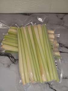 CITRONELLE CONGELÉE VIETNAMIENNE PREMIUM POUR SAUCE D'ASSAISONNEMENT DE SOUPE AU CURRY ET EXPORTATION EN VRAC VERS LES MARCHÉS MONDIAUX - Product Image 4