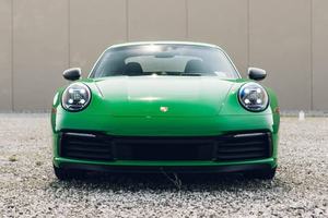 PORSCHE 911 CARRERA T COUPE 2023 EXTRÊMEMENT PROPRE, BOÎTE MANUELLE 7 VITESSES, MOTEUR BITURBO 6 CYLINDRES PLAT, PRÊT À LA LIVRAISON - Product Image 2