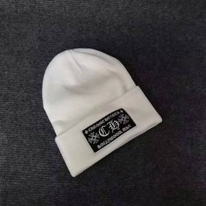 Bonnet d'hiver noir ajustable brodé avec motif, bord côtelé et revers |   Motif de texte circulaire unisexe décontracté pour adultes - Product Image 3