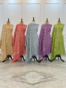 Conjunto de 3 Piezas de Seda Banarasi Pam de Diseño Tradicional Premium Sin Costuras para Mujer, Ropa Étnica para Fiestas, Festivales y Bodas, Secado Rápido, Protección Solar - Product Image 4