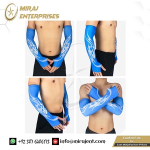 Elástico antideslizante baloncesto ciclismo Golf brazo cubierta enfriador Protector 2PcsPair Anti-UV protección solar brazo mangas de compresión - Product Image 4