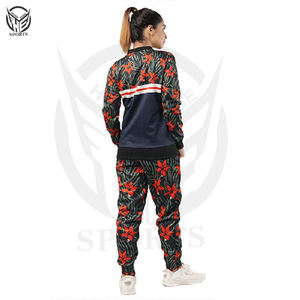 Venta al por mayor Trajes de sudor Ropa deportiva para mujer Trajes deportivos para correr Ropa deportiva Gimnasio Chándal Mujeres Crop Top Chándal Conjunto - Product Image 3