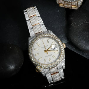Montre de luxe en diamant de laboratoire de haute qualité, cadran à chiffres romains, diamant baguette, montre en gros, fournisseur en gros, exportateur - Product Image 1
