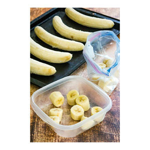 Suministro a granel de plátano pelado entero congelado adecuado para industrias alimentarias - Product Image 2