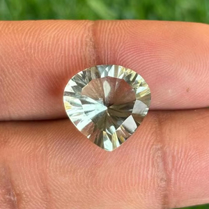 Direct Inde Fabricant Naturel Vert Aigue-Marine Poire Coupe Coeur Poli Pierres Précieuses En Vrac Fabrication de Bijoux Certifié IGI - Product Image 5