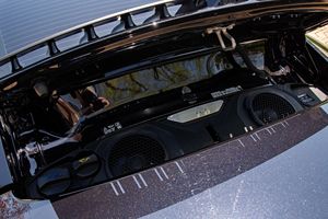 2025 911 Carrera Coupé 3.0 Litres Moteur Boxer 6 Cylindres Turbocompressé, Packs Premium et Sport Chrono - Product Image 6