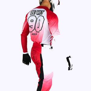 Camiseta de moto personalizada para hombre con tela transpirable, camiseta de carreras OEM con impresión de logotipo y opciones de etiqueta privada - Product Image 3