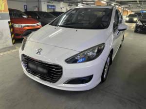 Dongfeng <span class=keywords><strong>Peugeot</strong></span> 308, voiture 5 places, transmission <span class=keywords><strong>automatique</strong></span>, <span class=keywords><strong>essence</strong></span>, avec toit ouvrant panoramique, d'<span class=keywords><strong>occasion</strong></span> - Product Image 2