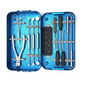 Juego de instrumentos quirúrgicos de columna vertebral Kit quirúrgico ortopédico Manual de acero inoxidable alemán de alta calidad Clase II aprobada por CE - Product Image 2