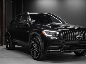Mercedes-Benz GLC 43 4MATIC SUV 2022 Usado en Buenas Condiciones, Certificado, Limpio, Faros LED Negros, Ruedas R21, Transmisión Automática, Cuero - Product Image 2