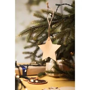 Boule de Noël en bois personnalisée Rosvik en forme d'étoile et décorations d'arbre, gadgets personnalisables - Product Image 5