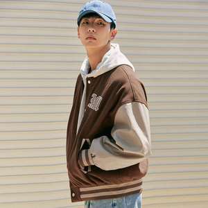 Chaqueta Varsity Deportiva de Lana con Cuello Alto, Diseño Personalizado de Alta Calidad, con Logotipo Frontal, Proveedor de Marca Privada OEM para Invierno - Product Image 5