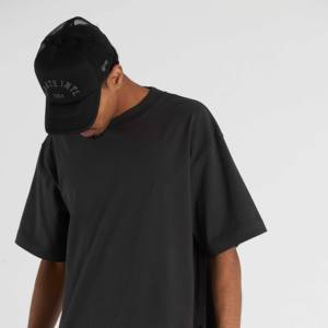 เสื้อยืดผ้าฝ้าย100% สำหรับผู้ชายเสื้อฮิปฮอปแบบถักระบายอากาศได้ทรงหลวมมีโลโก้ไหล่ปล่อยไซส์ใหญ่พิเศษตามสั่ง - Product Image 5