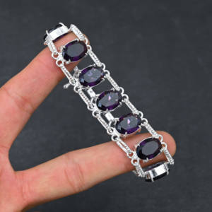 Laboratorio creado amatista púrpura piedra preciosa hecha a mano 925 cadena plateada estilo pulsera diseñador joyería regalo para mujeres 7 a 8 pulgadas - Product Image 1