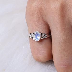 Anillo de estilo bohemio de Plata de Ley 925 hecho a mano, piedra lunar, piedra preciosa, joyería de boda chapada en rodio para mujer, regalo de tendencia para ella - Product Image 4