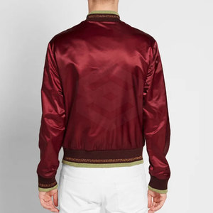 Le blouson de bombardier en satin fait tourner les têtes avec une bonne brillance - Product Image 2