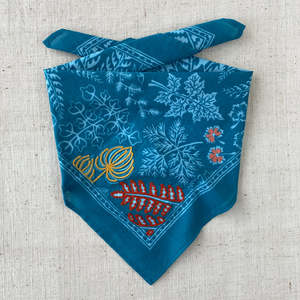 Bandana en coton à double impression personnalisé en usine meilleur châle carré et hijab d'hiver avec logo personnalisé imprimé pour les fans - Product Image 4