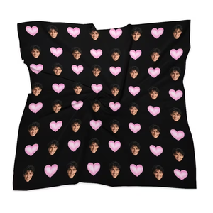 Écharpe en satin personnalisée imprimée en gros avec étiquette privée OEM ODM pour la marque d'entreprise et les cadeaux - Product Image 3