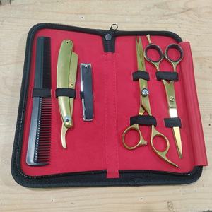 Kit de Tijeras de Peluquería Profesional - Juego de Tijeras con Hojas de Acero Inoxidable Afiladas y Mangos de Plástico para Uso en Salones de Belleza - Product Image 4