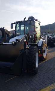 Chargeuse-pelleteuse neuve et d'occasion 102S ALPHA K4 / Hidromek HMK 62 SS 4x4 / Hidromek HMK 62 T - Product Image 4