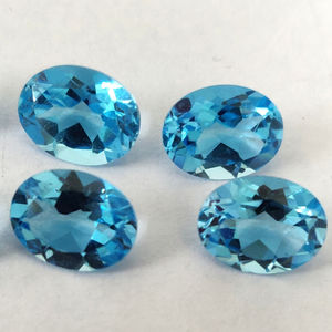 Topaze bleu ovale suisse, naturelle, de 3x5mm et 8x10mm, à facettes, coupe ovale, en vrac - Product Image 1