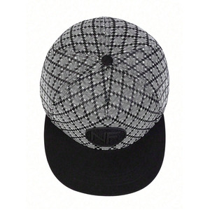 Vente en gros de chapeaux à la mode à 6 panneaux en polyester durable-coton avec logo personnalisé et service OEM disponible - Product Image 2