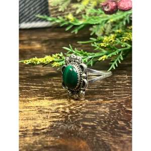 Freda Martinez Malachit-Ring aus Sterlingsilber, Größe 9,5, Schmuck mit natürlichen Edelsteinen - Product Image 4