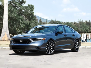 Sedán Mediano 2024, 1.5L Turbo Gasolina, Tracción Delantera, Automático, Compatible con Energía Nueva - Product Image 5